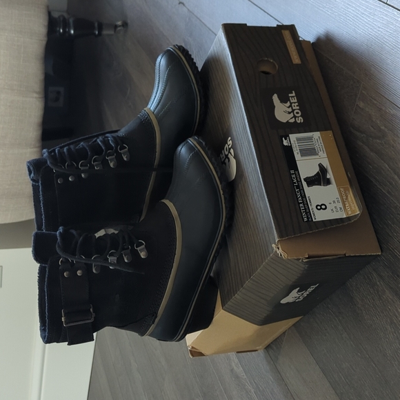 Sorel Winter Face Lace II Boot - Picture 1 of 7